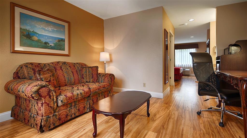 Hotel Surestay By Western Hammond